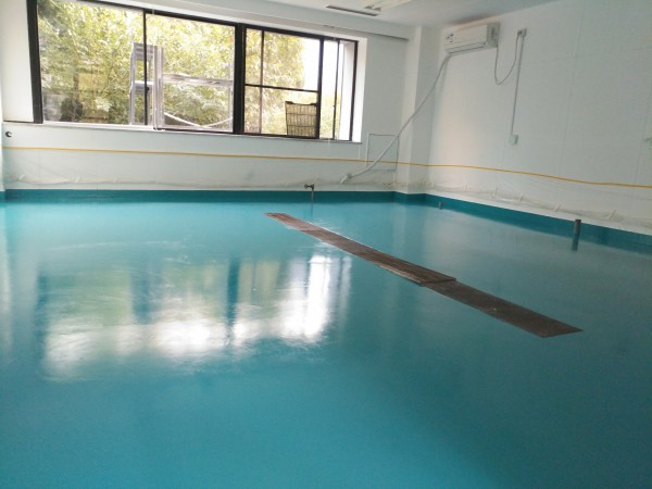 混凝土地面翻新后 混凝土地面翻新后