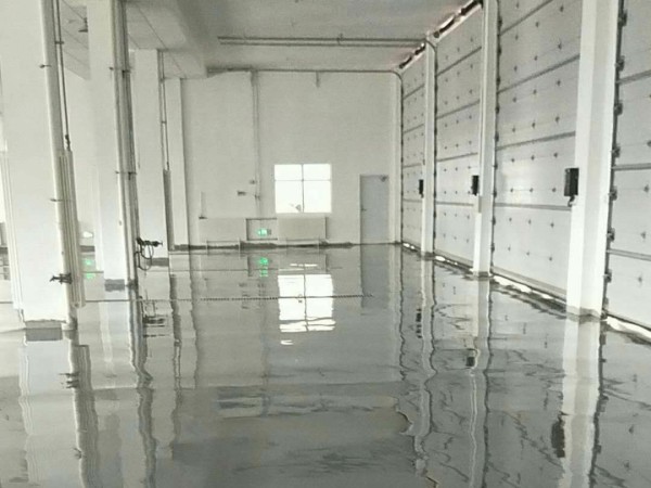 長白山機場消防車庫環(huán)氧地坪