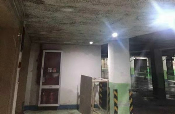 地下車庫墻面老潮濕發(fā)霉怎么辦？航特地下車庫防霉墻面徹底解決問題！