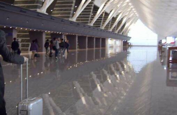 機(jī)場環(huán)氧磨石地面，讓機(jī)場環(huán)境地面整體無縫，精彩紛呈！