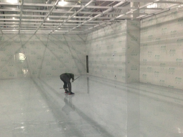 防靜電地坪漆不固化什么原因