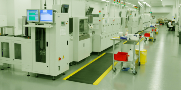 防靜電自流平地坪做法