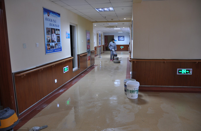 塑立得--為塑膠地板翻新保養(yǎng)提供持久的保護(hù)