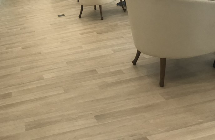 塑立得，木地板地面翻新的理想之選