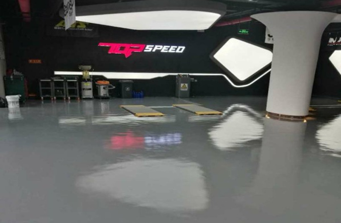 汽修廠(chǎng)水泥自流平地面使用塑立得翻新