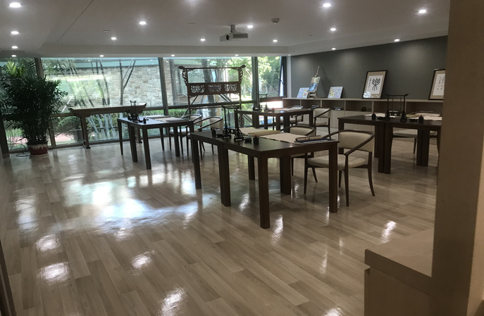 亞麻地面使用塑立得翻新保養(yǎng)后