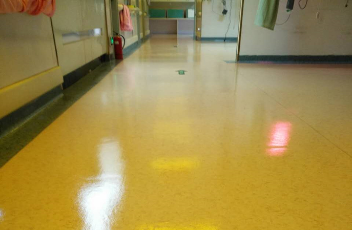 制藥廠 PVC 地板保養(yǎng)之道--塑立得保駕護(hù)航
