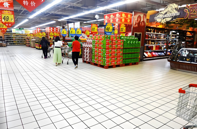 塑立得魔法，讓商場室內瓷磚重歸璀璨盛景