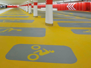 環(huán)氧磨石地坪-高端停車場(chǎng)