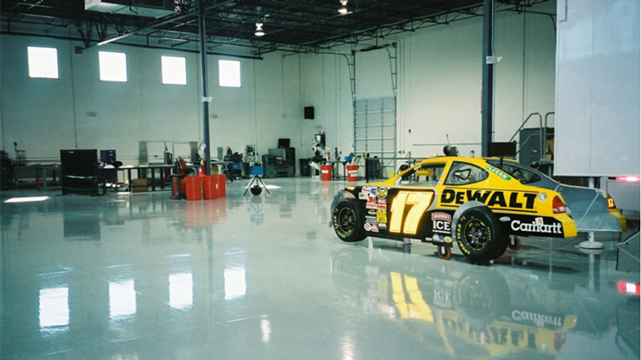 汽車改裝廠地面翻新改造設(shè)計(jì)方案-塑立得地坪漆