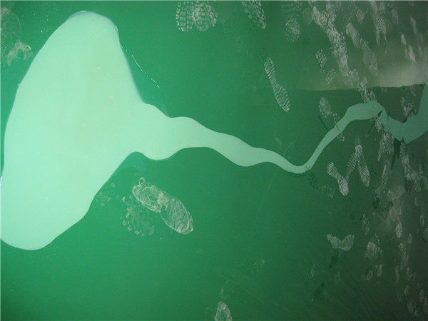 PVC地面保養(yǎng)與翻新-PVC地面油污怎么處理?