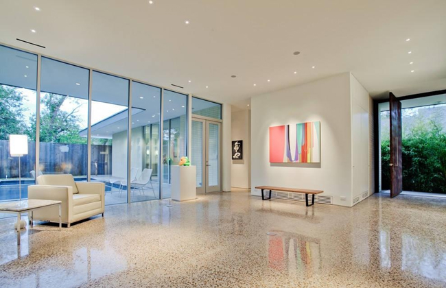 酒店墻面為啥都選擇塑立得翻新漆?